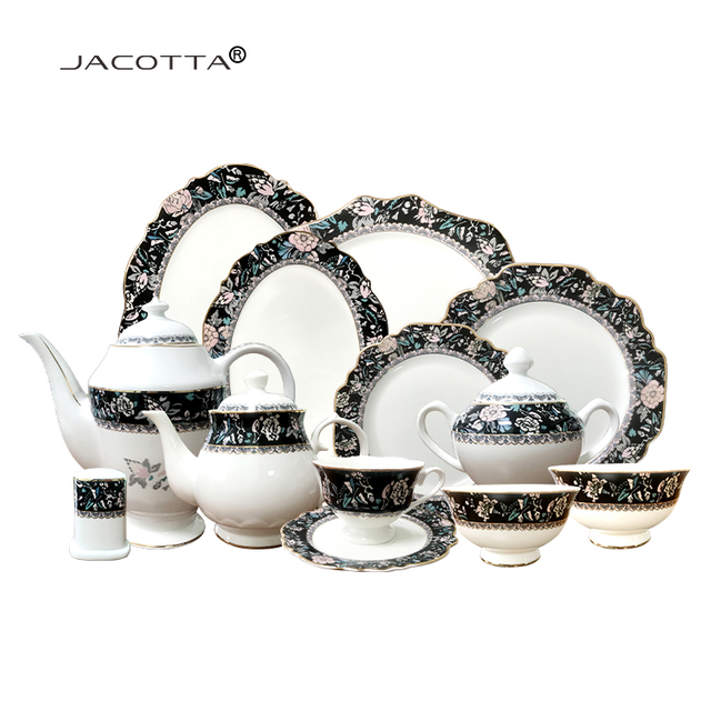 Porcelain Dinner Plates Set